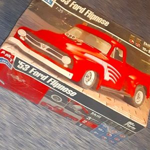 1953 Ford flipnose slot build car